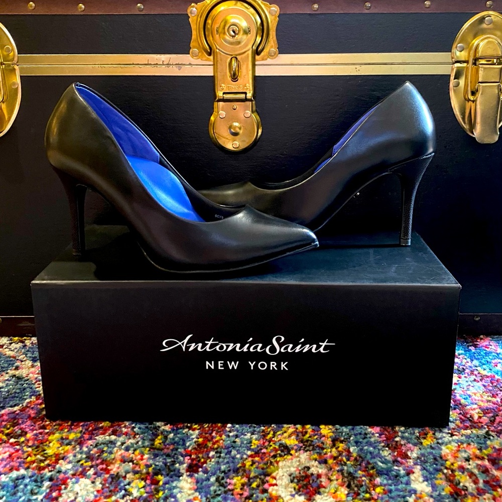 Antonia Saint NY: Victoria 2.0, Sz 7.5c, LIKE NEW.